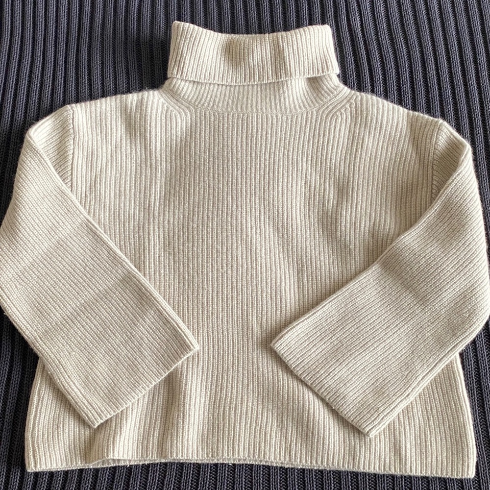 J. Crew Cream Wool/ Cashmere Turtleneck Sweater, size XS